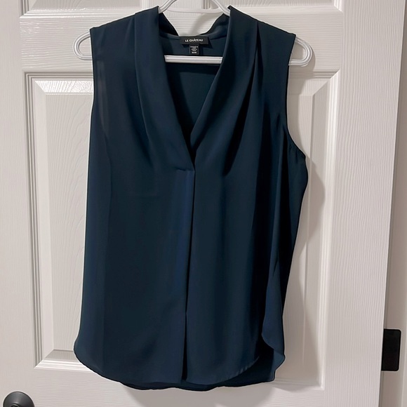Le chateau sleeveless blouse - Picture 1 of 3